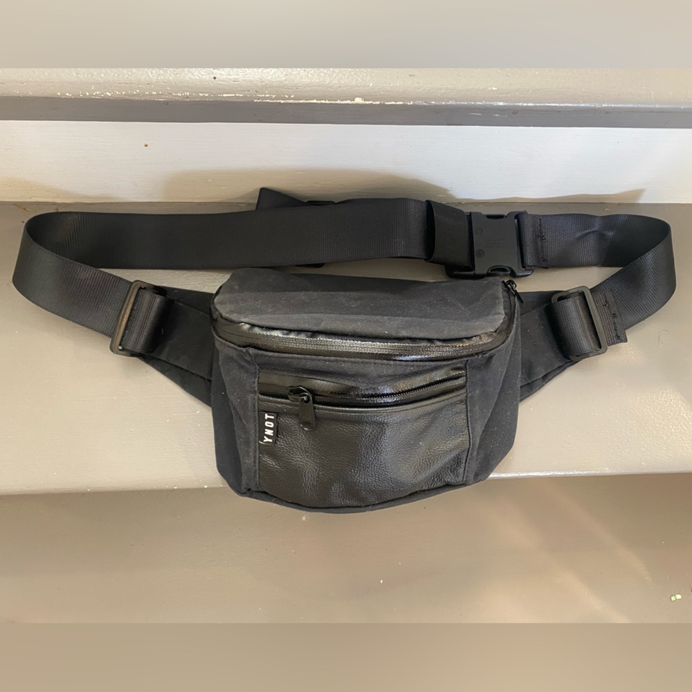 YNOT Fanny or sling bag